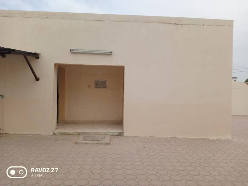 Commercial villa for rent in Ajman, Al Rawda area 2