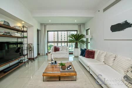 2 Bedroom Flat for Sale in Palm Jumeirah, Dubai - Extended Terrace | 2,097 Sq Ft | 2 Beds