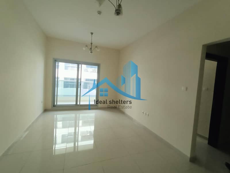1BHK  NEAR TO Q1 MALL WITH GYM AND POOL