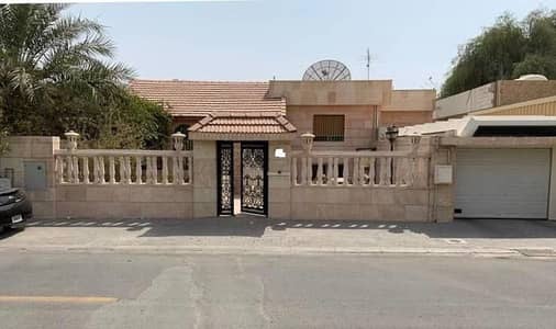 4 Bedroom Villa for Sale in Al Ramla, Sharjah - Villa for sale in Sharjah, Ramla, excellent finishing