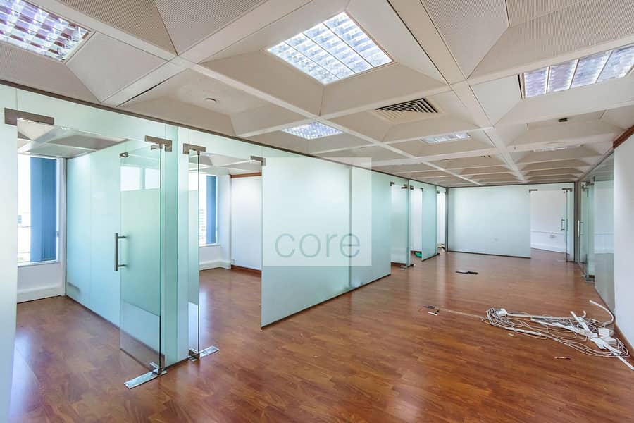 Vacant | Fitted Office | Pantry | Mid Floor