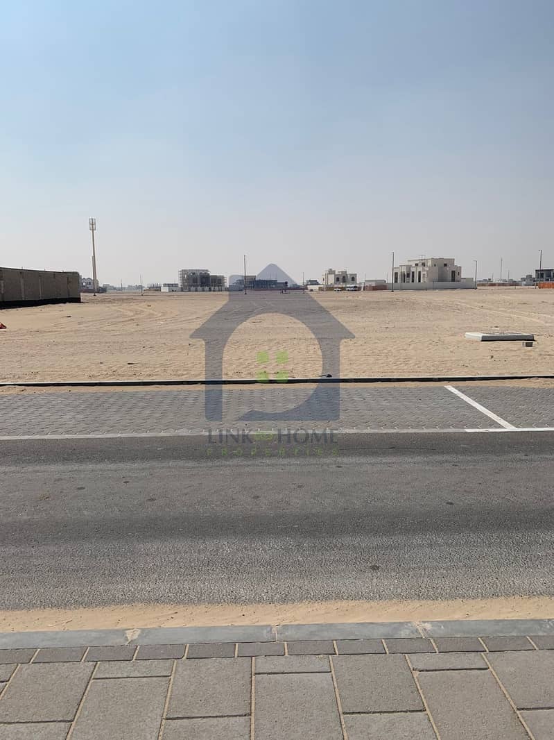 Residential Land for Sale in Madinat Zayed