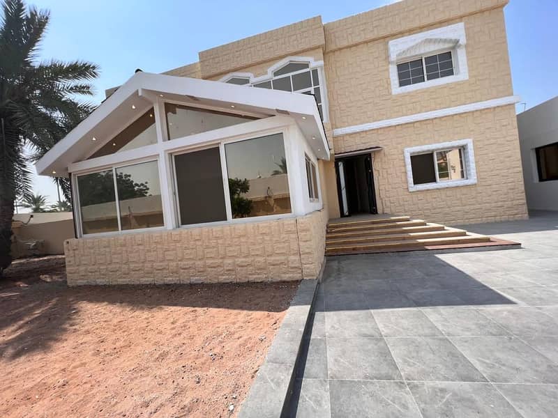 For sale villa in Al-Fayhaa area - the villa is on a corner and close to Burjeel Hospital