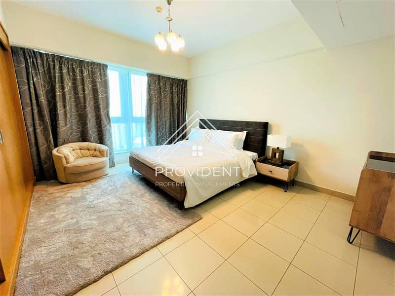 Fully Furnished |Upgraded 2BR APT | All Facilities