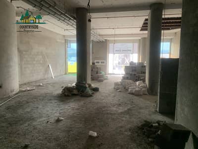 Showroom for Rent in Al Mina, Abu Dhabi - awesome Shell and Core showroom at al mina for AED 218k