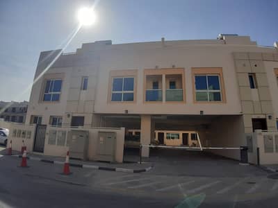 تاون هاوس 3 غرف نوم للايجار في ديرة، دبي - تاون هاوس في أبو هيل ديرة 3 غرف 80000 درهم - 6516862