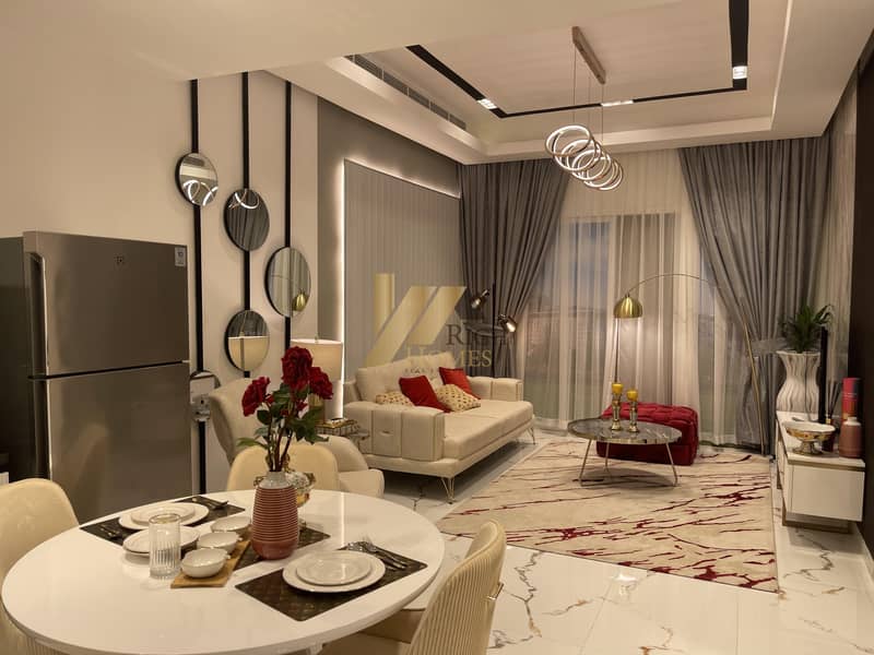 شقة في شارع الشيخ زايد 2 غرف 990000 درهم - 6518082