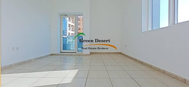 1 Bedroom Flat for Rent in Dubai Silicon Oasis, Dubai - Corner 1 Bedroom, Closed Ktn, Villa View, Available Nov 30