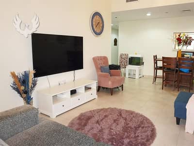 2 Bedroom Flat for Sale in Dubai Sports City, Dubai - 2 Bedroom Apartment - Mid Floor - Golf Views