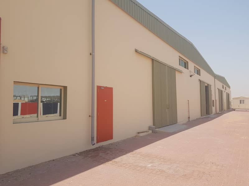 6620 SQFT WAREHOUSE ON MAIN ROAD 3 PHASE ELECTRICITY