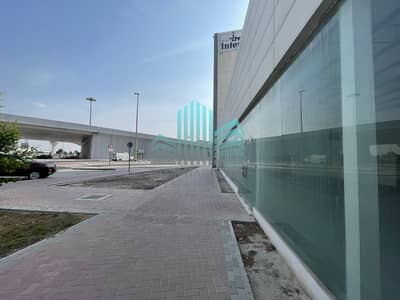 معرض تجاري  للايجار في الكرامة، دبي - معرض تجاري في الكرامة 1530000 درهم - 6426287