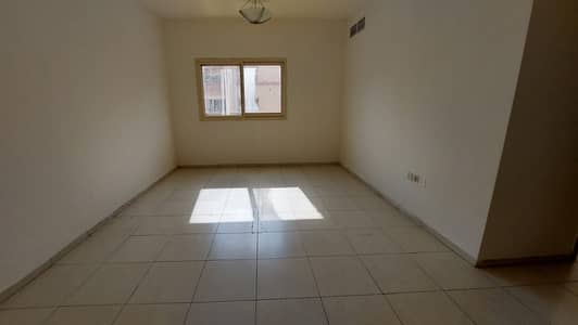1 Bedroom Flat for Rent in Bur Dubai, Dubai - Very specious 1 bhk with full facilities, Gym, Swimming pool, parking,
