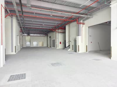 Warehouse for Rent in International City, Dubai - BRAND NEW WAREHOUSE I NEAR TO DRAGON MART I READY TO MOVE