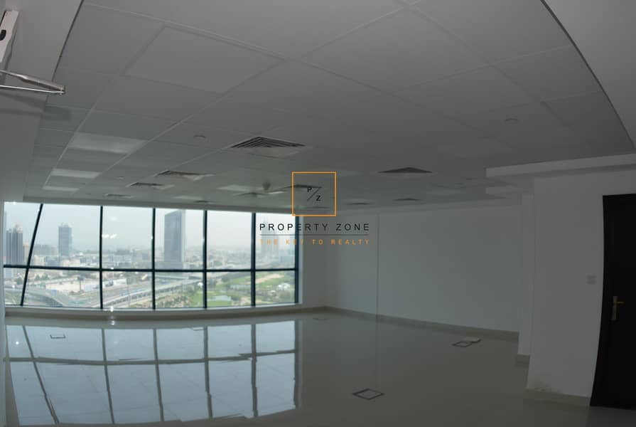 Vacant/ Higher Floor Fitted Office Space