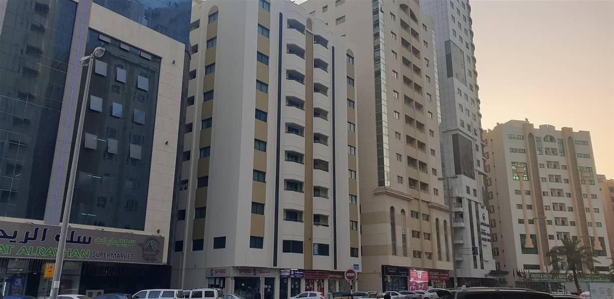 Office for rent in Al Majaz - Sharjah