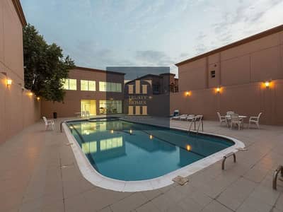 5 Bedroom Villa for Rent in Al Manara, Dubai - Spacious 5 Bed villa +M| Shared Poo l Gym |Garden !!!