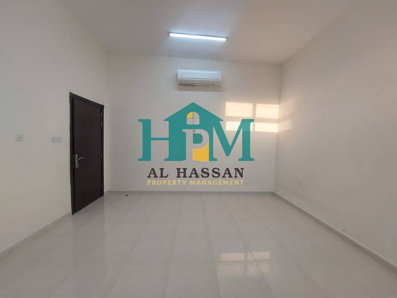 Квартира в Аль Шамха, 3 cпальни, 55000 AED - 6351553