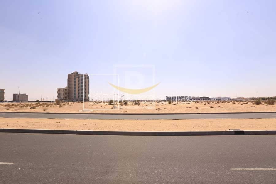 ارض تجارية في مجمع دبي ريزيدنس 6000000 درهم - 6308891