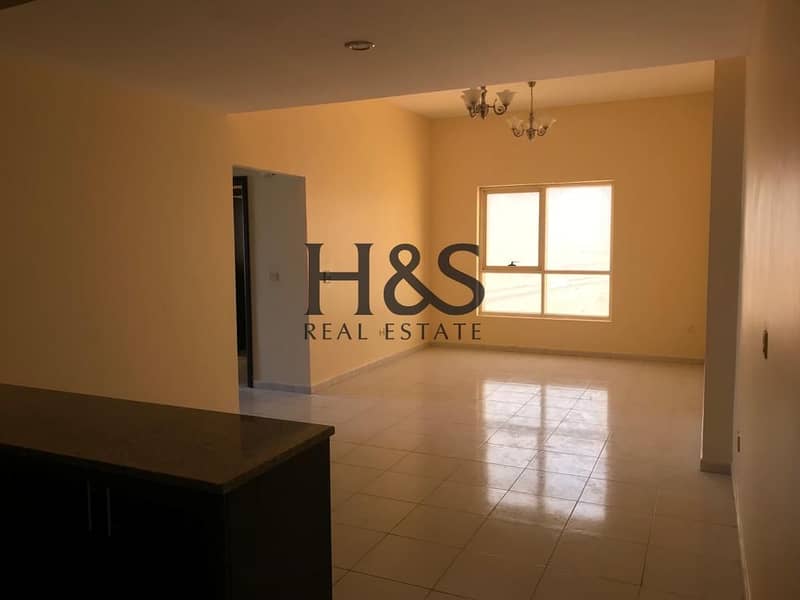Well Maintained , Bright & Spacious 2BHK Apartment For RENT in Emirates City,