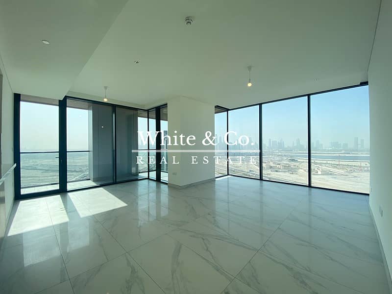 Penthouse | Downtown Views | Tenanted