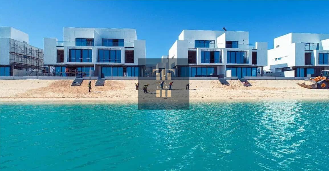 Beachfront Villa | 4 Y Post Handover | A Stylish island Haven