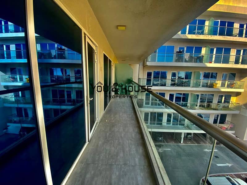 1BR|Specious Balcony|58k|4 cheques