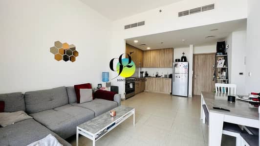 2 Bedroom Flat for Rent in Town Square, Dubai - Bright 2 bedroom with balcony