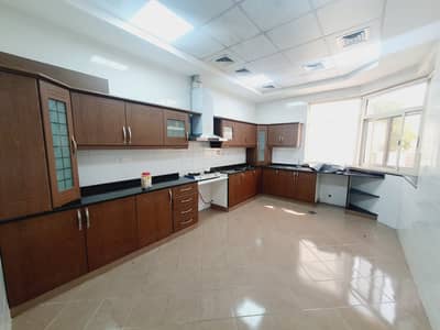 5 Bedroom Villa for Rent in Deira, Dubai - **DEAL**MASSIVE SEMI-INDEPENDANT 5BR-ALL MASTER-1 ROOM DOWN-PVT BACKYARD-TV LOUNGE-PANTRY