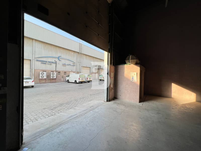 25 KW WAREHOUSE IN AL QUSAIS | Prime Location