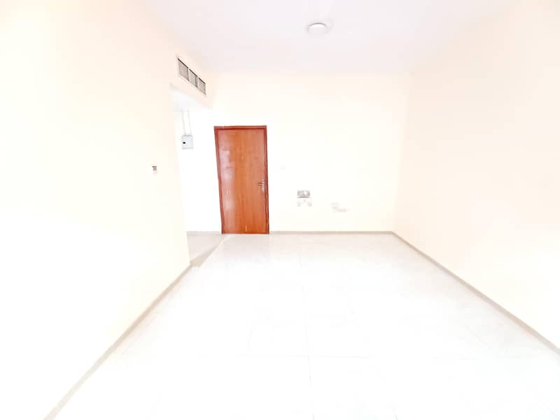 Luxury and spacious 1bhk well designed family Building Muwaileh sharjah