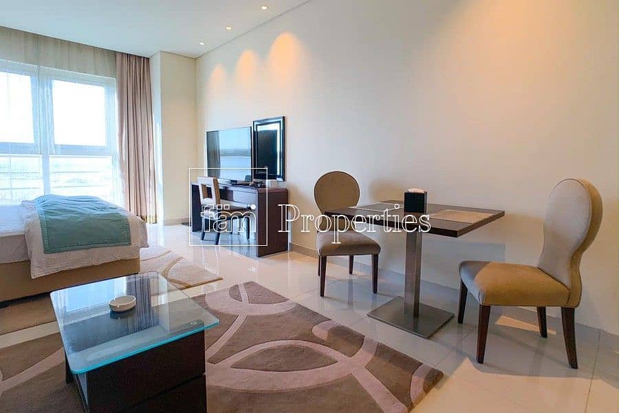 SPACIOUS FULLY FURNISHED STUDIO VACANT MID FLOOR