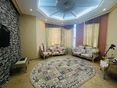 فیلا 4 غرف نوم للايجار في الورقاء، دبي - فیلا في الورقاء 4 غرف 170000 درهم - 6519846