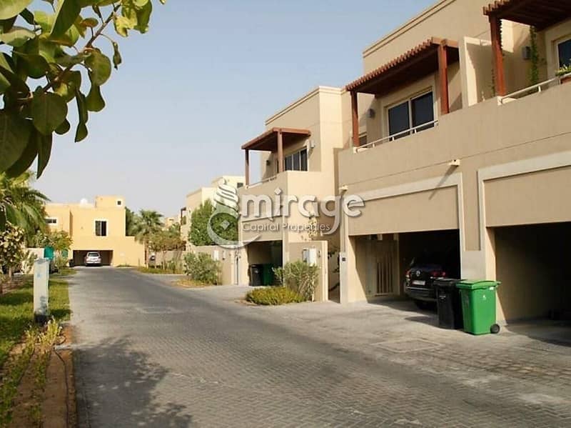 Вилла в Аль Раха Гарденс，Лехвейх Коммунити, 5 спален, 4200000 AED - 6536456