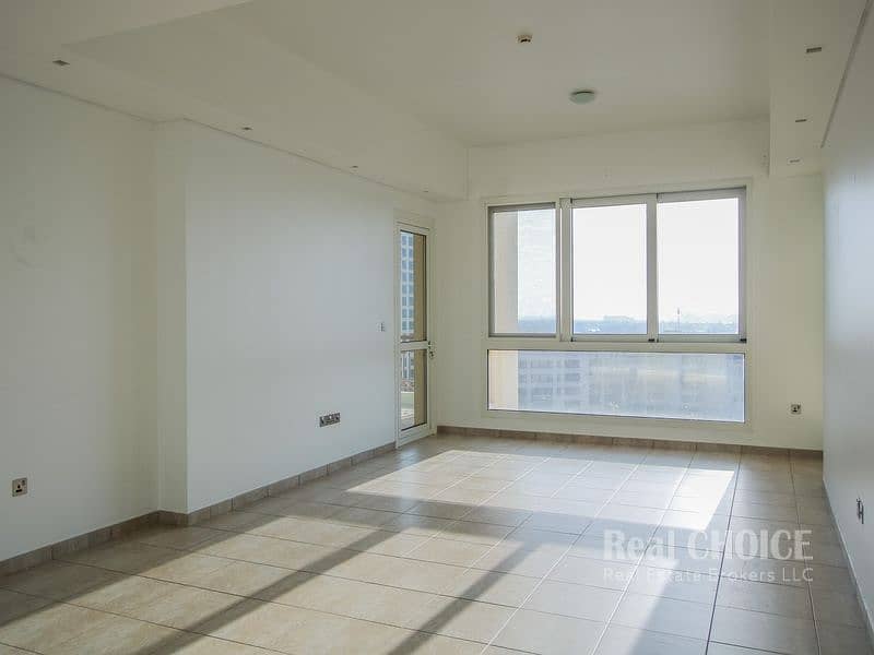 Immaculate Spacious 2 BR Plus Maids | Atlantis View