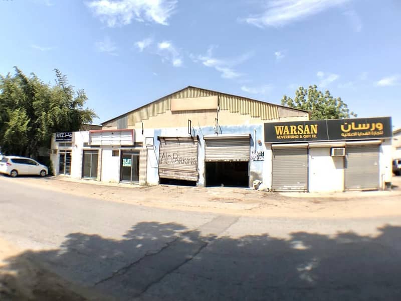 SINGLE DOOR SHOP ALONG THE ROAD AVAILABLE IN INDUSSTRIAL AREA 1  NEAR TO  INTERPLAST COMPANY.