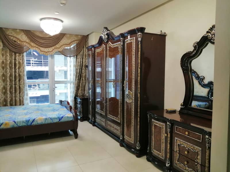 Fully furnished 2 BR + Store + M | Ready Unit
