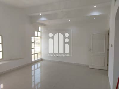 فیلا 5 غرف نوم للايجار في المشرف، أبوظبي - فیلا في فلل المشرف المشرف 5 غرف 179950 درهم - 6539964