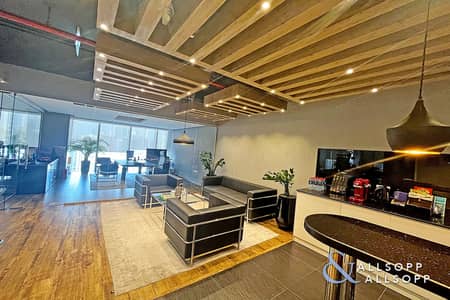 Office for Sale in Business Bay, Dubai - Vacant On Transfer | Burj View | Luxury Fitted