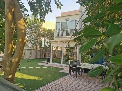 4 Bedroom Villa for Sale in Al Reef, Abu Dhabi - Single Row | Largest Plot | Vacating in February.