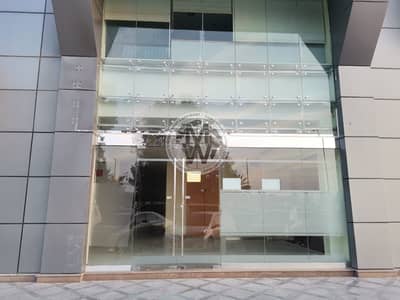 Shop for Rent in Corniche Road, Abu Dhabi - For Rent Showroom With Mezzanine Floor