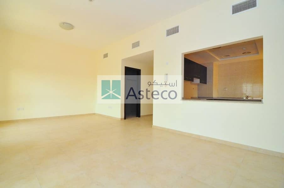 2 Balcony and Terrace | Closed Kitchen | Spacious