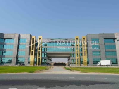 Shop for Rent in Dubai Investment Park (DIP), Dubai - Fitted l Best Location | Solid Value
