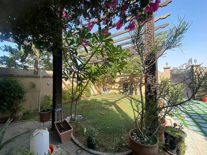 For sale a villa in Ajman , connected to electricity and water, with air conditioners and furniture, a very excellent location, close to all services