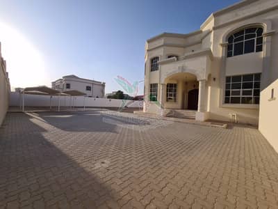 6 Bedroom Villa for Rent in Al Marakhaniya, Al Ain - 6 Bedrooms Separate Entrance Huge Kind of Yard