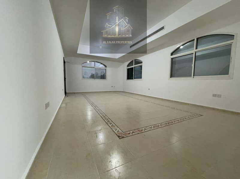 Amazing very clean 4 beds villa near al Forsan within clean compound