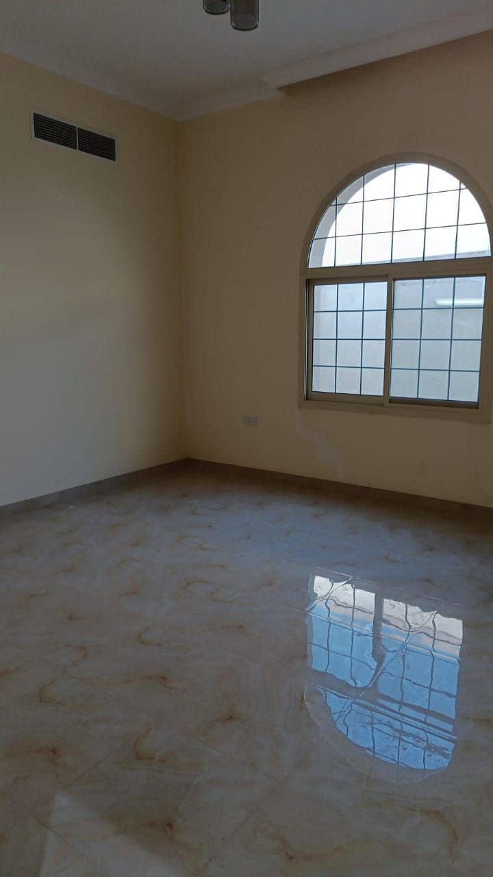 Single story villa for rent in al warqaa 2  (5 master bed room)
