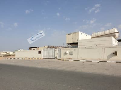 Warehouse for Sale in Al Sajaa Industrial, Sharjah - Industrial for sale at a special price