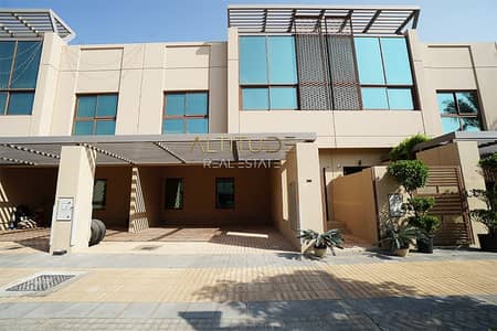 4 Bedroom Townhouse for Rent in Meydan City, Dubai - Fully Furnished | Upgraded Townhouse | Vacant