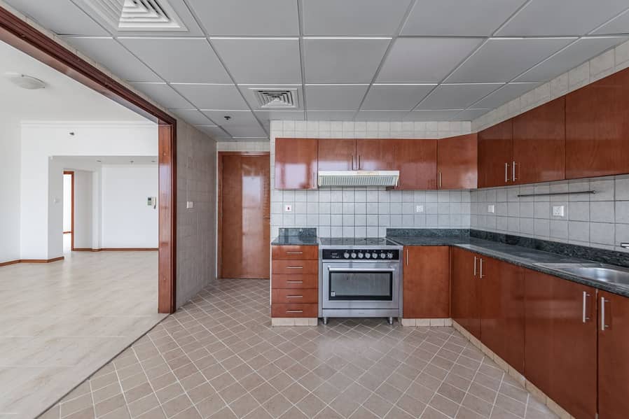 11 Incredible Deal 2 BR in JLT | Near to Metro