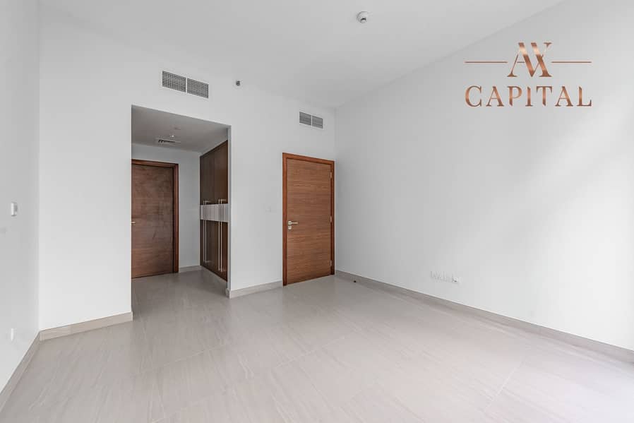 10 2 Bedroom | Brand New | Very Spacious | Vacant Now